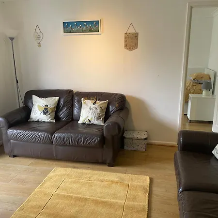 Bumble Bee Holiday home